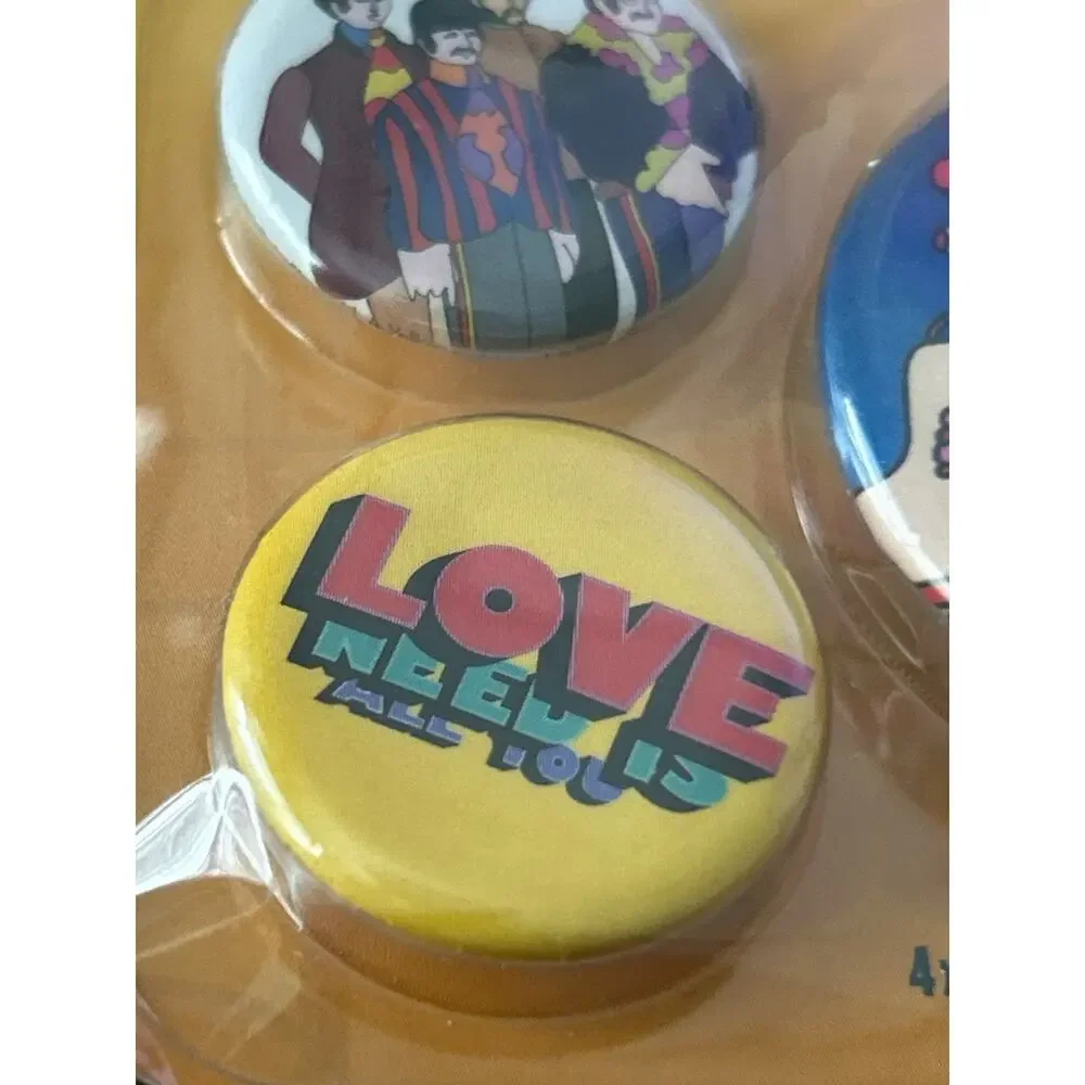 The Beatles BadgesPins Unopened